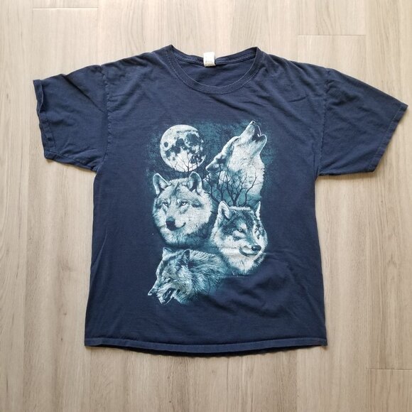 Fruit of the Loom T-Shirt Men Large Blue Wolf Pack Graphic Tee Nature Animal Y2K - Picture 1 of 8